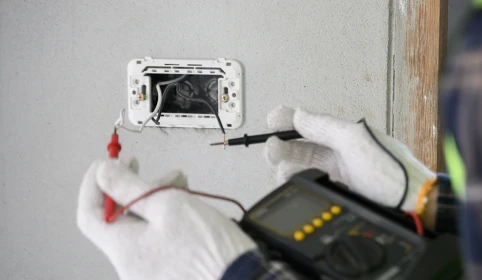 Jak wykonać pomiar instalacji elektrycznej?