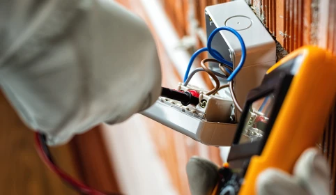 Koszt bezpiecznej instalacji elektrycznej. Ile to kosztuje?