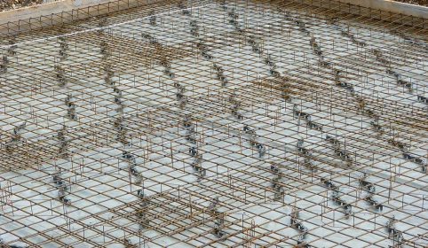 Uziom fundamentowy czy otokowy?