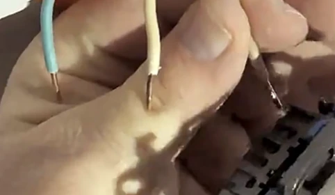 Jak szybko zamontujesz serię Kontakt-Simon 24 z mechanizmem Super Łapka?👀
