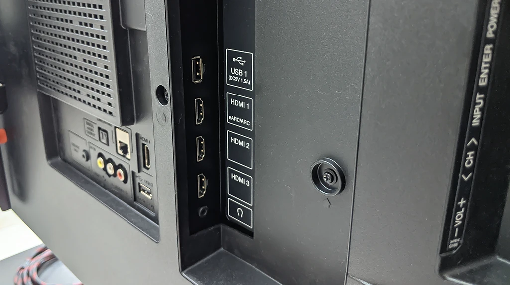 Jedno niepozorne gniazdo, dziesiątki możliwości