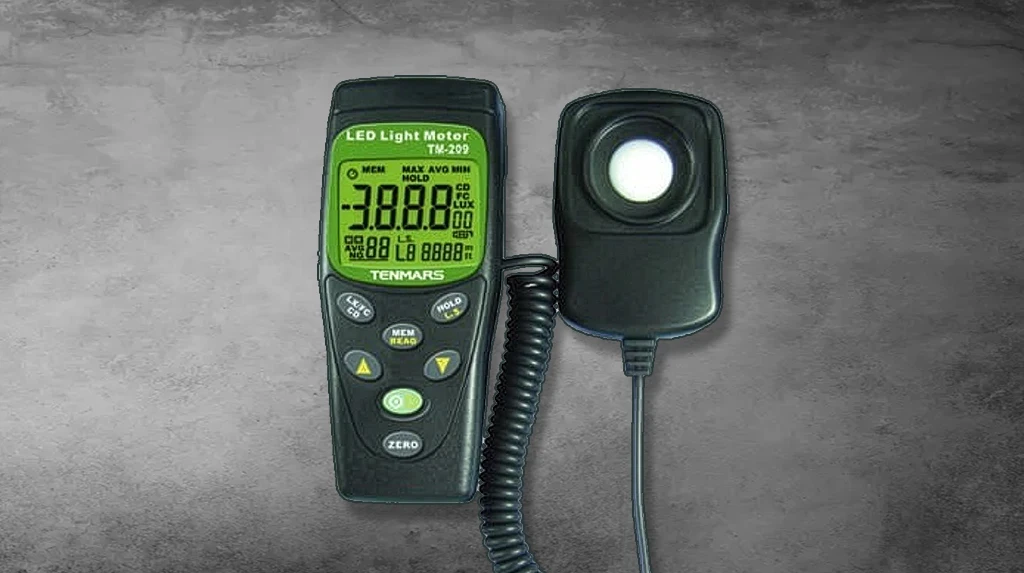 Luksomierz Tenmars TM-209M