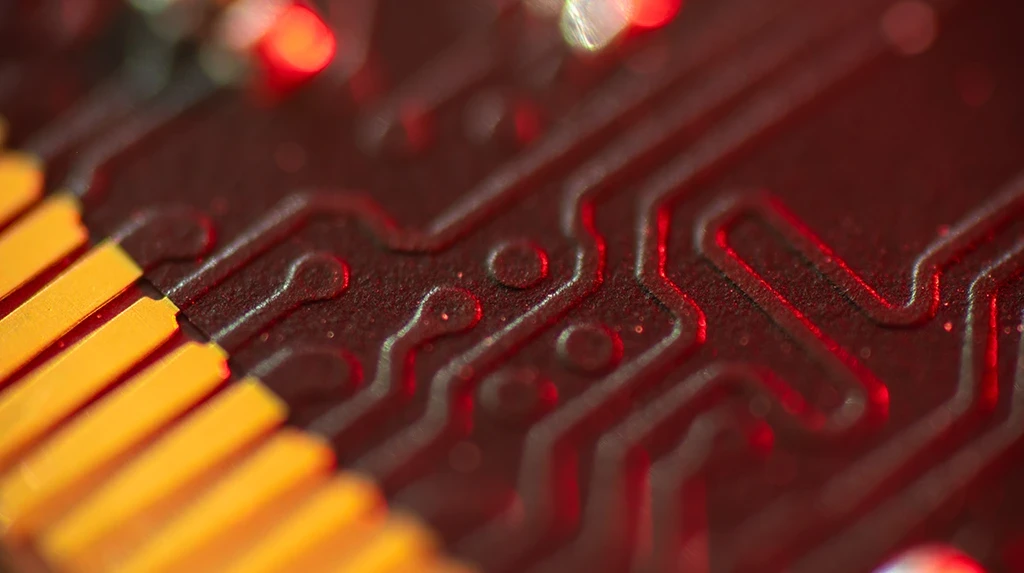 Nowy chip pamięci, który rzuca wyzwanie 700 stopniom Celsjusza