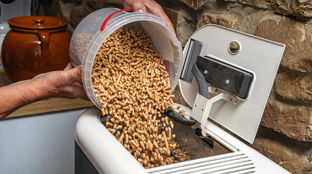 Pompa ciepła, gaz czy pellet – co naprawdę wychodzi najtaniej?