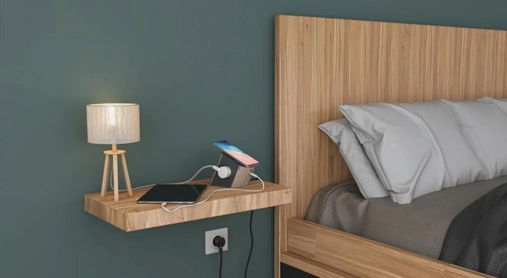 Przedłużacz stacja ładowania z USB A+C i indukcją od Legrand