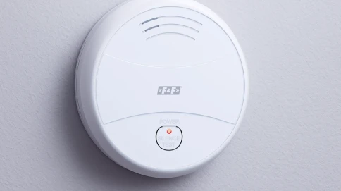 Czujnik, który alarmuje Twój telefon – bezpieczeństwo w zasięgu WiFi