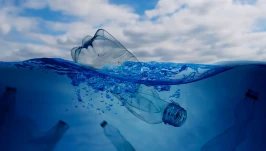 Plastik, który znika. Japończycy opracowali rewolucyjne tworzywo