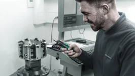 Nowoczesny wkrętak z momentem obrotowym – czym się wyróżnia?