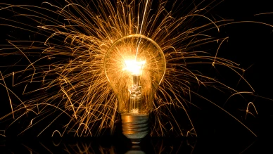 Lumeny na waty – jak oszacować wydajność oświetlenia?