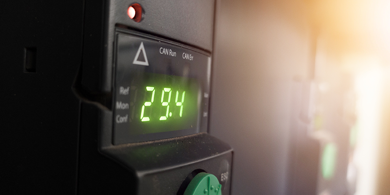 Falownik w pomieszczeniu